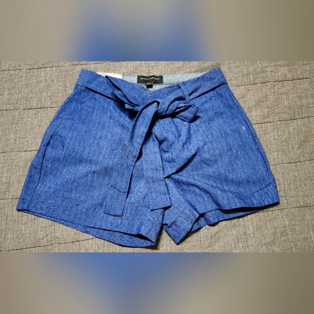 NWT Banana Republic 4" Tie Waist Chambray Linen Blend Shorts Size 2
